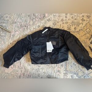 Lululemon cropped ruched bomber jacket
Size 2
